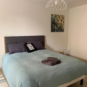 Appartement Neuf Au Centre Ville Avec Jardin, Cahors